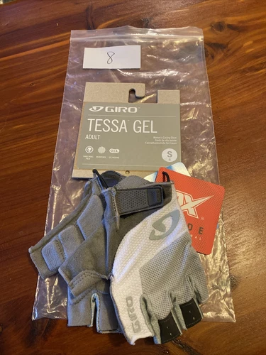 giro tessa gel cycling gloves Women’s small 6