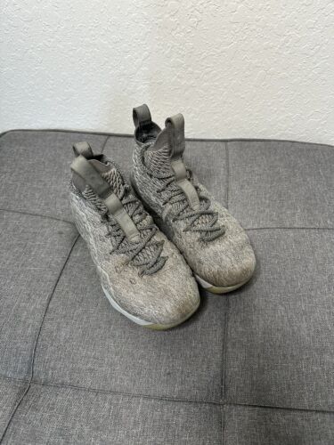Nike LeBron 15 XV City Series Wolf Grey Basketball Shoes Youth 5.5Y 922811-005