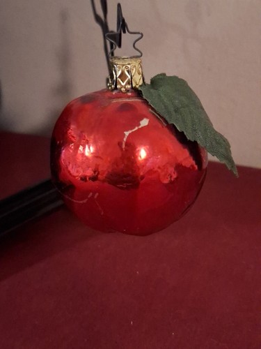 OWC Old World Christmas Red Apple Christmas Ornament Star Hanger Leaf