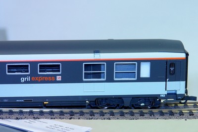 Voiture Restaurant SNCB LS Models – échelle HO – Bleu/jaune – Neuve Et Rare