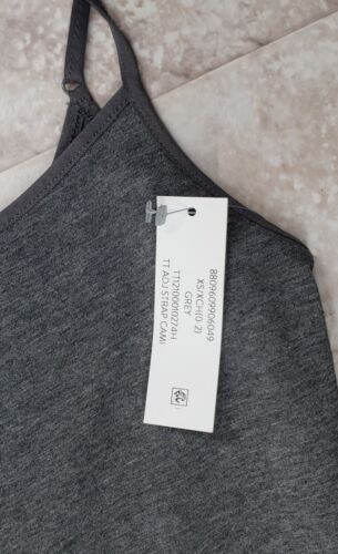 Camiseta sin mangas con correa de espagueti gris ajustable camiseta interior Time & Tru talla XS - Imagen 3 de 6