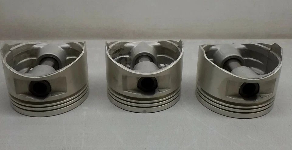 Pistones Esterlina 678RP Federal Mogul Cantidad 3 Pistones Hechos en EE. UU. Foto 3 de 4