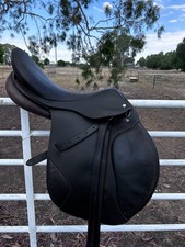 Sterling Close Contact Jumping Saddle