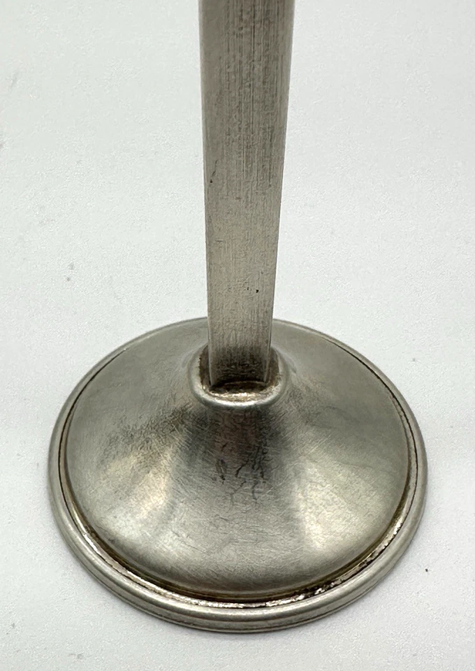 Jarrón CARTIER Bud de 5 1/2" de alto con peso de plata de ley Foto 4 de 4