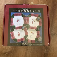 Pfaltzgraff Perennials 4 Snow Bear 9” Luncheon Plates Square Christmas Holiday