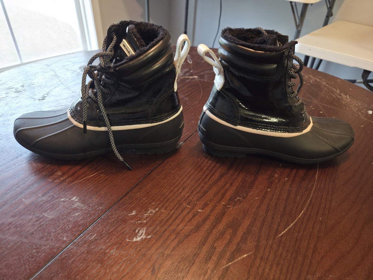 Michael Kors Easton Black Duck Boots. Size 8. Faux Fur Lining View 5