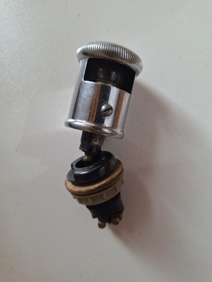 Vintage IFA German Democratic Republic socket light Trabant 500 Wartburg 311 312 F8 F9 P70