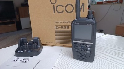 icom id-52e