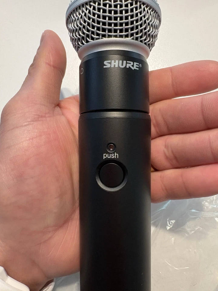 Shure MXW2SM58 Handheld Wireless Professional Microphone - Black (2) - Image 3 of 4
