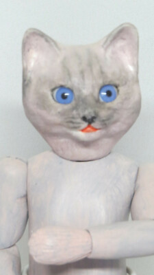 Poupée Chat N°4 – Tête Porcelaine Yeux Bleus – Création Française L'Âme Des Objets