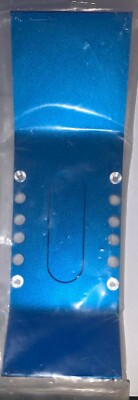 DYNAMITE DYN7614B ALUM R SKID PLATE, BLUE TMX. 15, 2.5,EMX