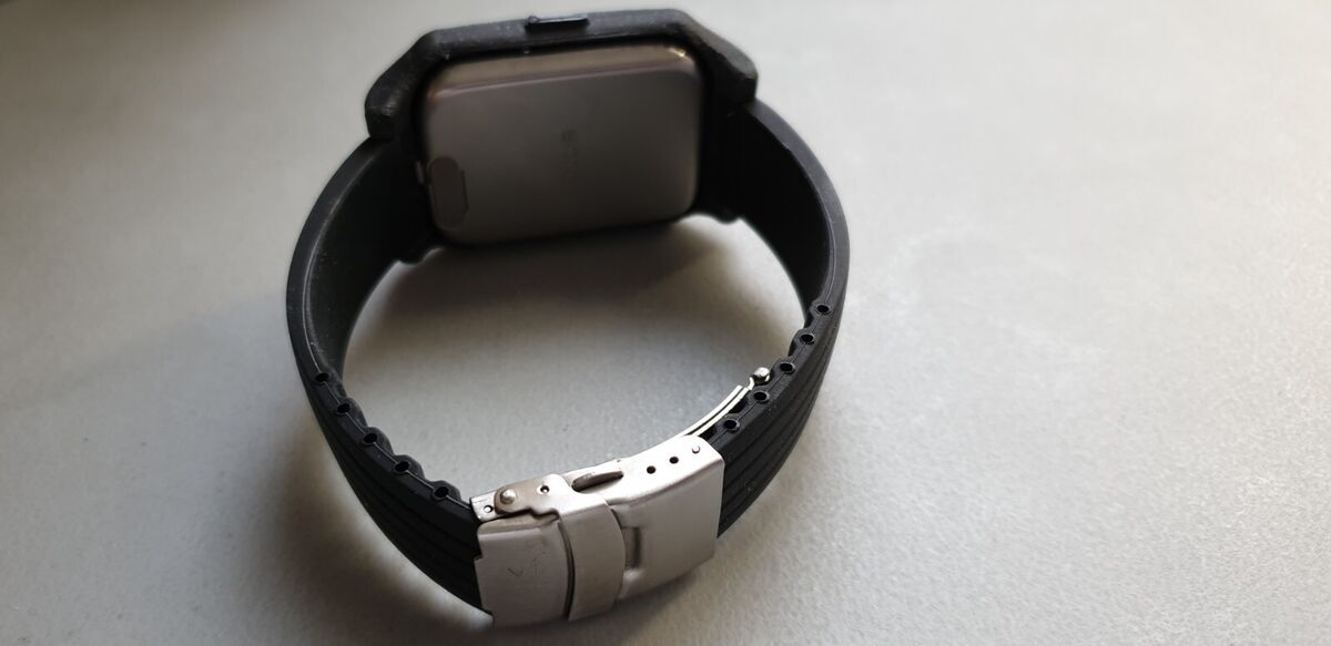 Sony SmartWatch 3 SWR50 BLACK GALAXY Adapter & Black Sony SmartWatch 3 SWR50 BLACK GALAXY Adapter & Black