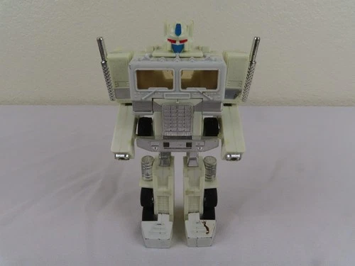 Vintage Transformers G1 Ultra Magnus Action Figure Cab Only Hasbro Autobot 1985