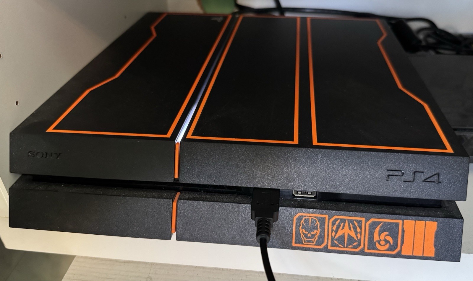 Sony PS4 special edition BO3 + controller sony originale BO3 + giochi PS4
