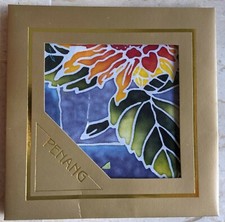 Foulard pochette imprimée mauve en direct de Penang Malaisie