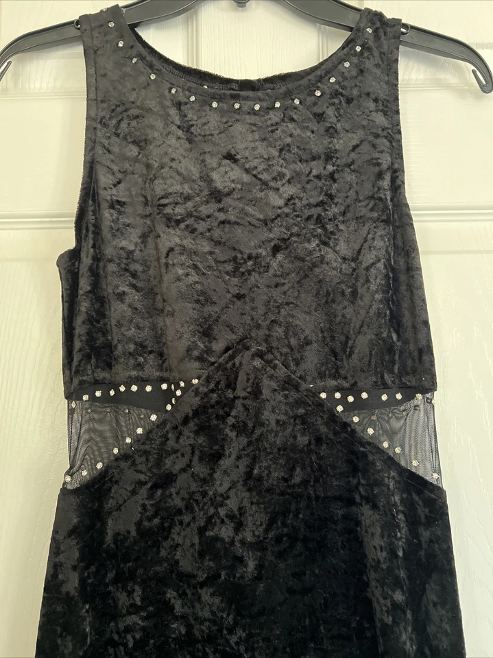 Vestido sin mangas de terciopelo negro personalizado vintage aspecto Gatsby flecos/abertura pequeño Foto 2 de 4