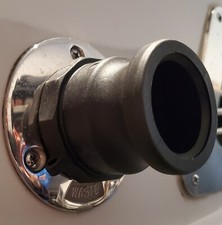 1.5  blackwater pump out adaptor to empty mar...