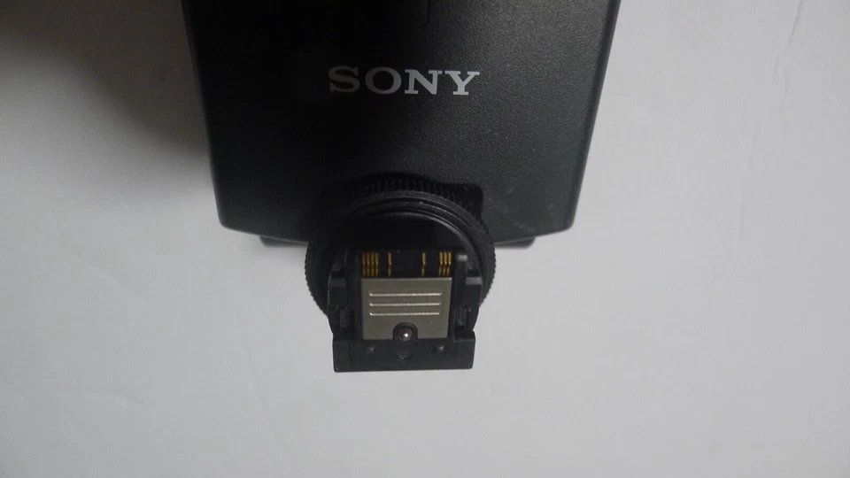 Mint Sony HVL-F20M MI Shoe External Flash for Alpha SLT/NEX NEX-6 A6000 - Image 4 of 4