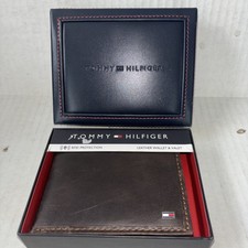 Tommy Hilfiger Men  s Leather RFID Bifold Wallet w/ Valet ID Insert New w/ Box