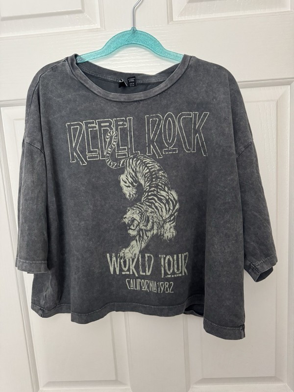 Vero  Moda  Rebel Rock World Tour California 1982  Tiger Band T Shirt Size Small