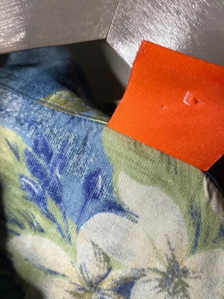 Hugo Boss Hawaiian Shirt Mens Large Floral Pattern Made in Italy - Image 3 of 4