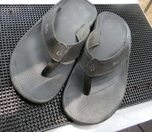 Olukai OHANA Black Arch Support Sandals Men's Flip Flops Beach Outdoor Sz 12 - Picture 2 of 9