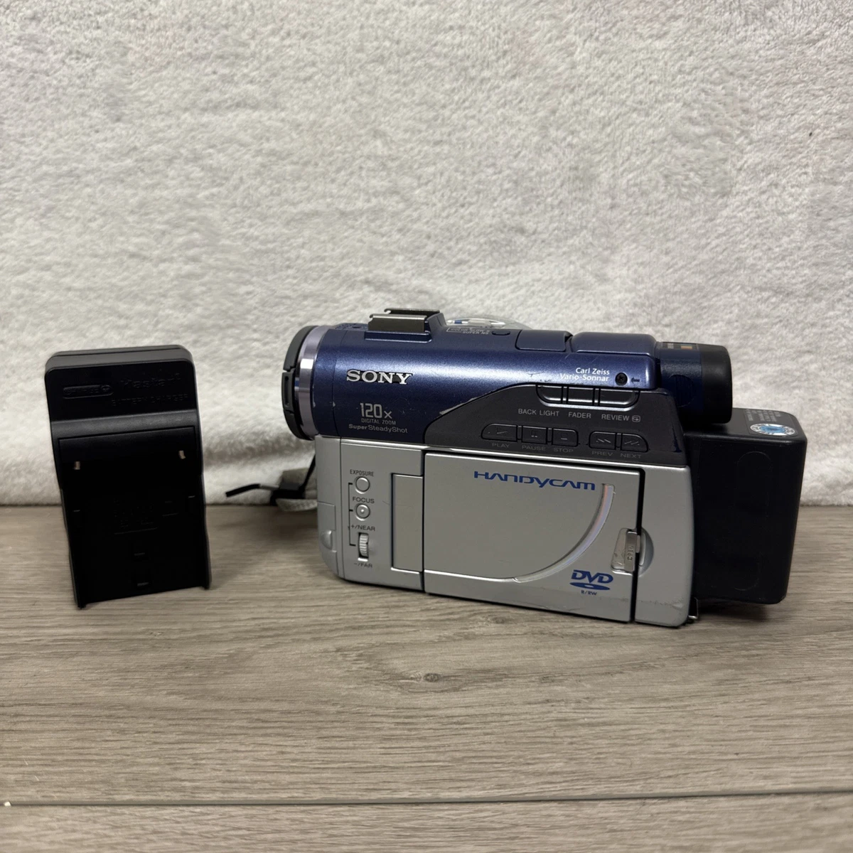 SONY ハンディカム　120X Sony Handycam 120x Digital Zoom Camcorders for sale | eBay