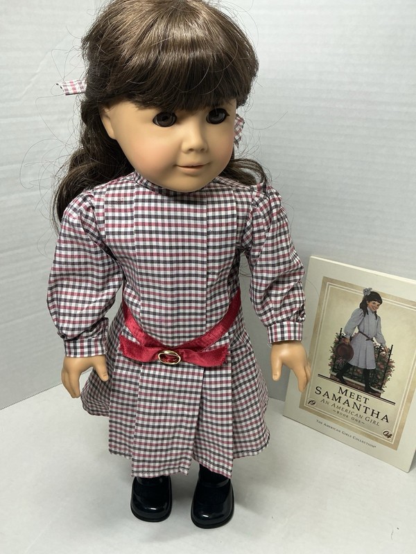 90s Pleasant Company Samantha Doll No Side Tag Soft Lashes Great Hair VERY Nice