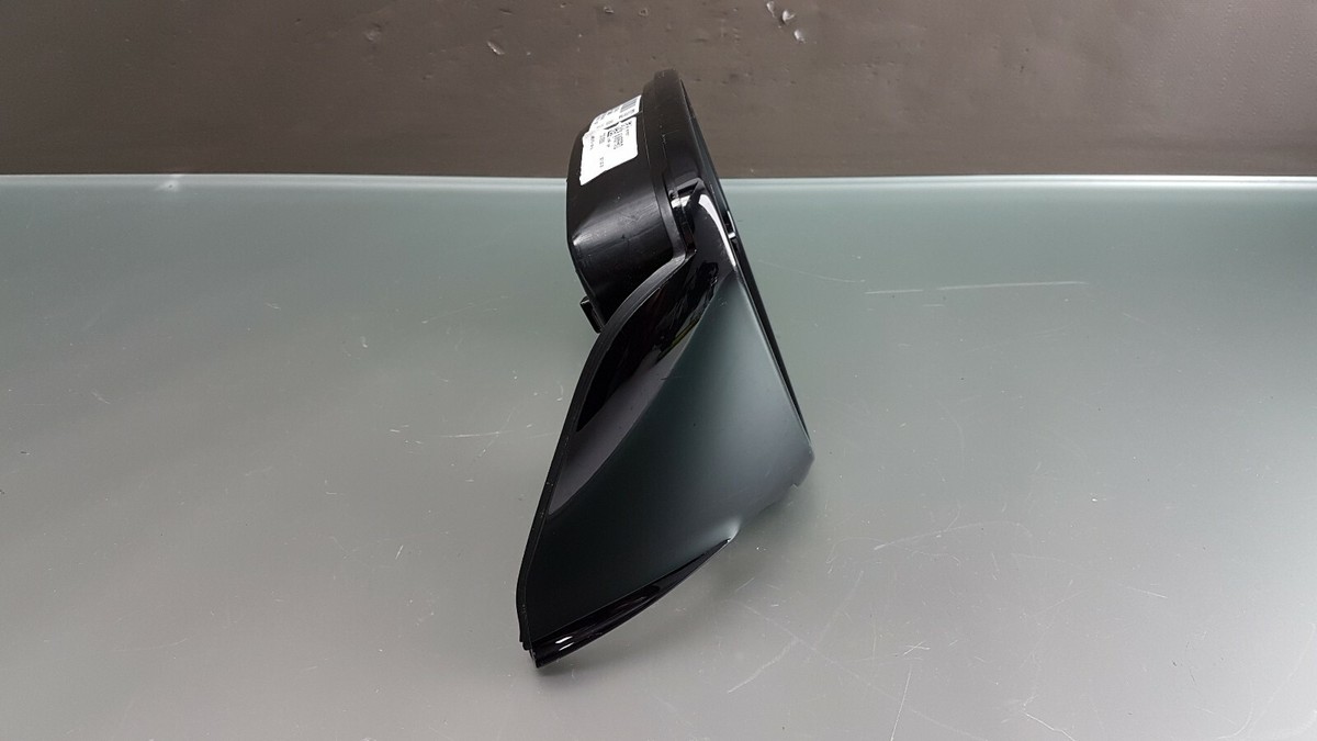 Genuine BMW 1 Series e88 Wind Deflector (2008 2014) | Bmw Wind Deflectors