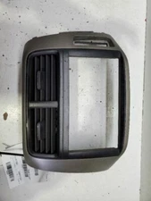 PILOT     2007 Cowl Vent Panel 463024