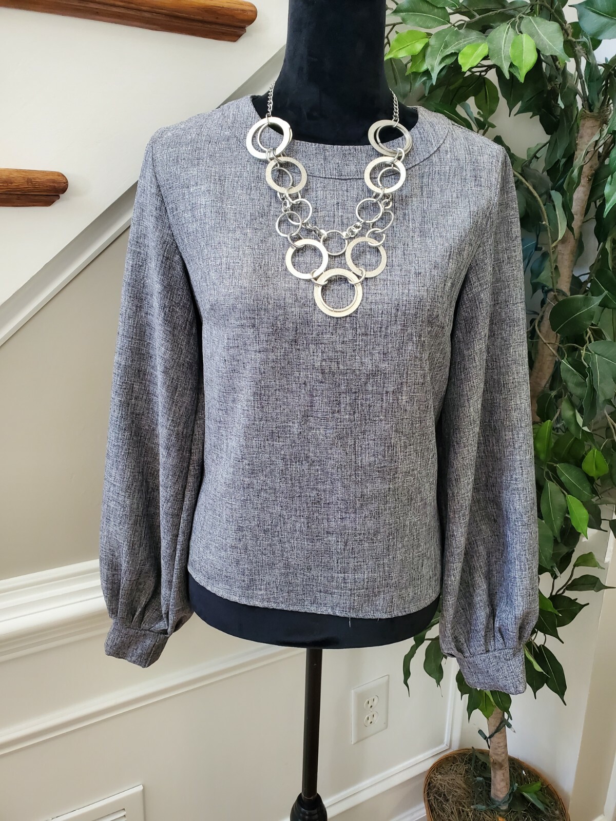 Shein Women's Solid Gray 100% Polyester Round Nec… - image 11