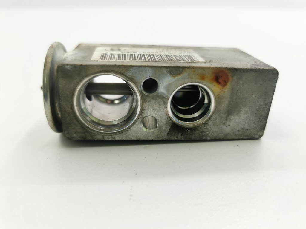 Peugeot 5008 2011 Climate Control Expansion Valve Y2844001 Diesel 