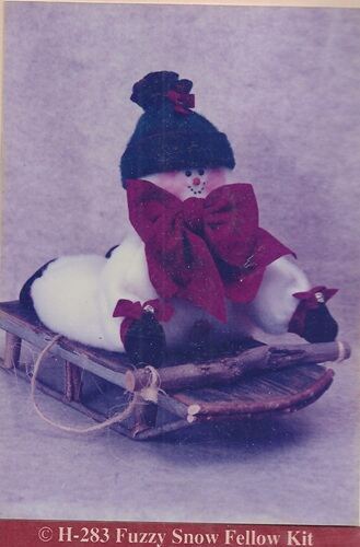 Vintage H-283 Fuzzy Snow Fellow Felt Kit - About 24" - Picture 1 of 2