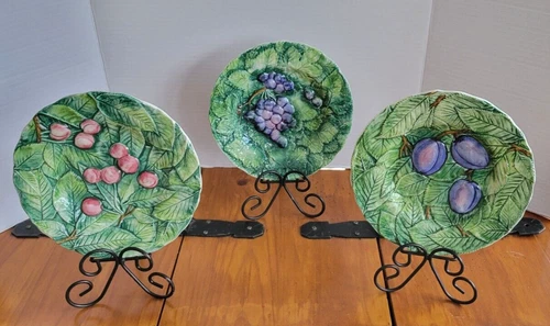 Italian Majolica Style Green Leaf Plates: Plums, Grapes, and Cherries- Set Of 3