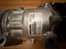 NEW A/C Compressor F69-1028-131 for Paccar Peterbilt Kenworth Truck T680