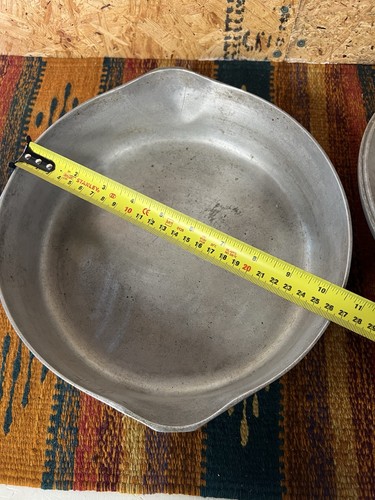 Wagner Ware Sidney -O- (MAGNALITE) 4569M-Friggitrice per pollo profonda con coperchio 11” X 3” profondità - Foto 12 di 13