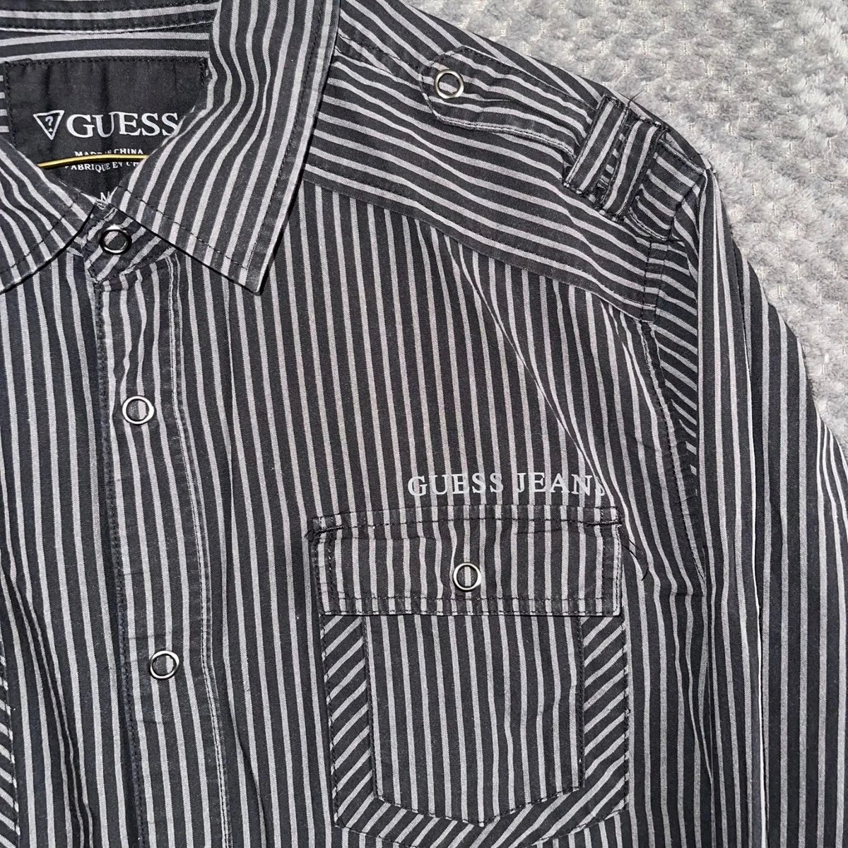 Camisa Guess Para Hombre Mediana Negra Rayas A Presión Abotonada Manga Larga Cuello Hebilla