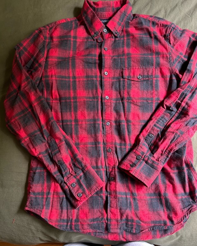 American Eagle Slim Fit Men’s Plaid Button Up Shirt Size M