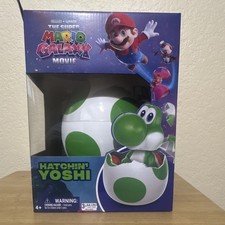 Spin Master Hatchin' Yoshi Interactive Hatching Toy Super Mario Bros. 2023 MPN