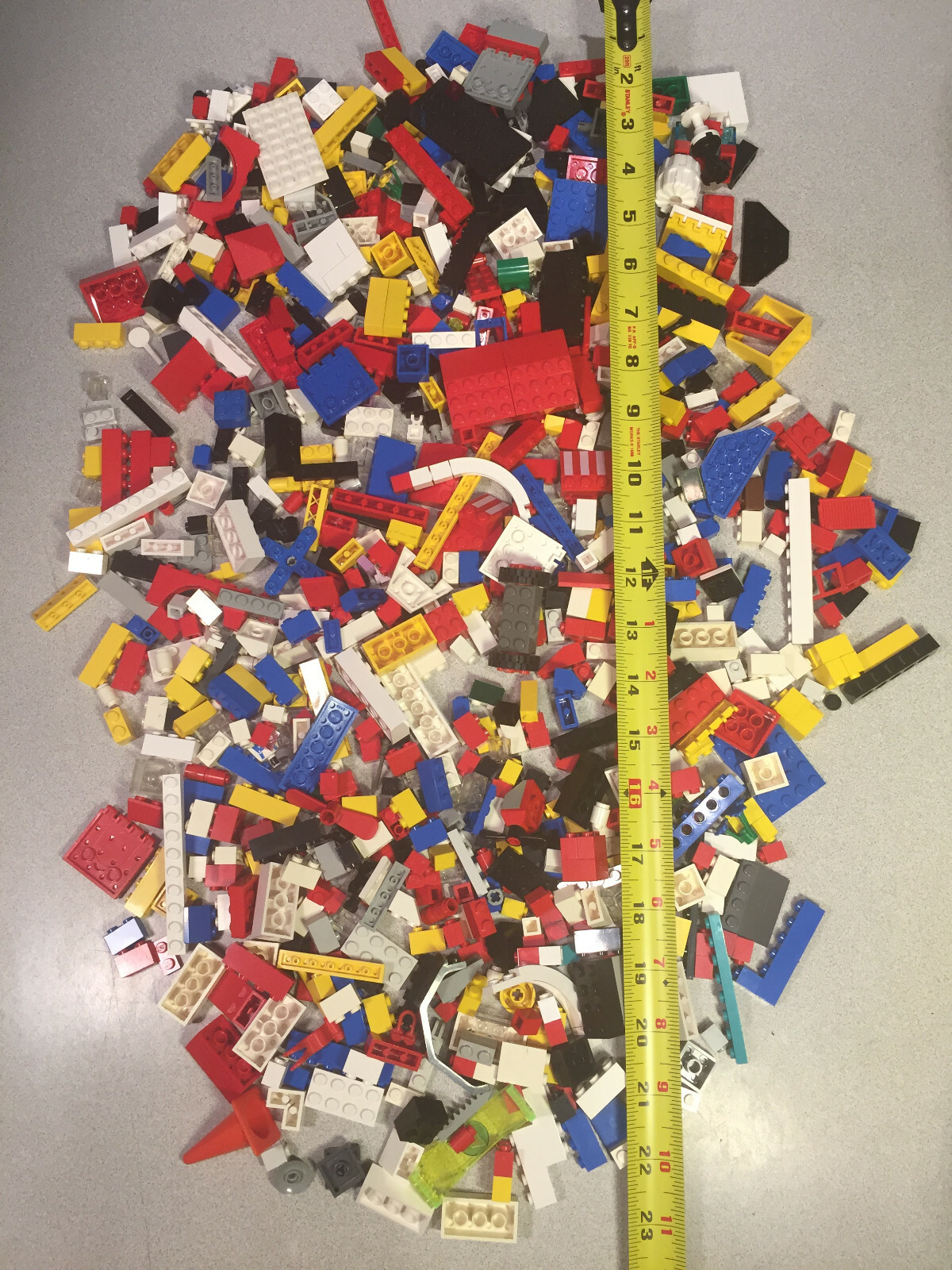 2 lbs Pounds Net weight Small Lego Bricks Assorted Parts & Pieces 