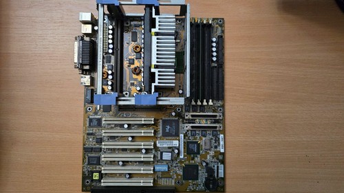 Dual Slot 1 - HP E60 BlackDog Mainboard - HP PCB 5183-9868 Rev. C1 - Bild 9 von 24