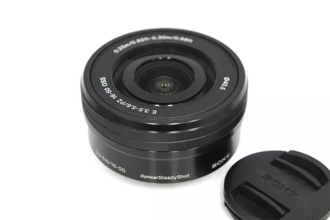 Sony E PZ 16-50mm F3.5-5.6 OSS SELP1650 A898-2M2B