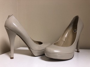 Guess Karlyn plataforma 5\