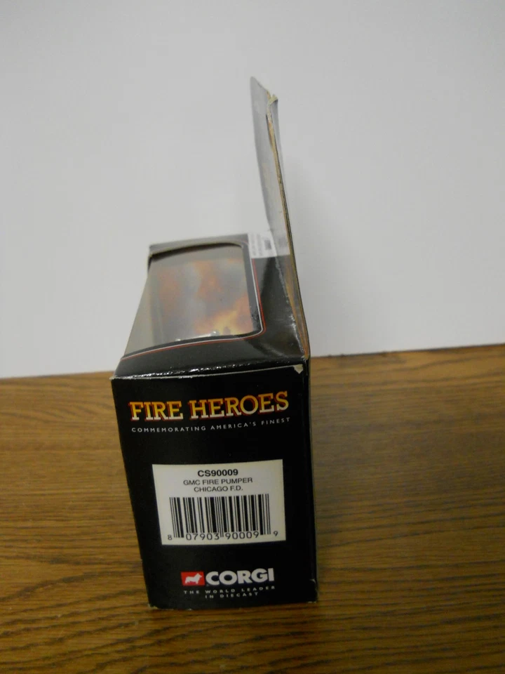 Corgi Fire Heroes 1966 GMC Chicago Engine #18 Fire Pumper Red Die Cast 1:64 - Image 4 of 4