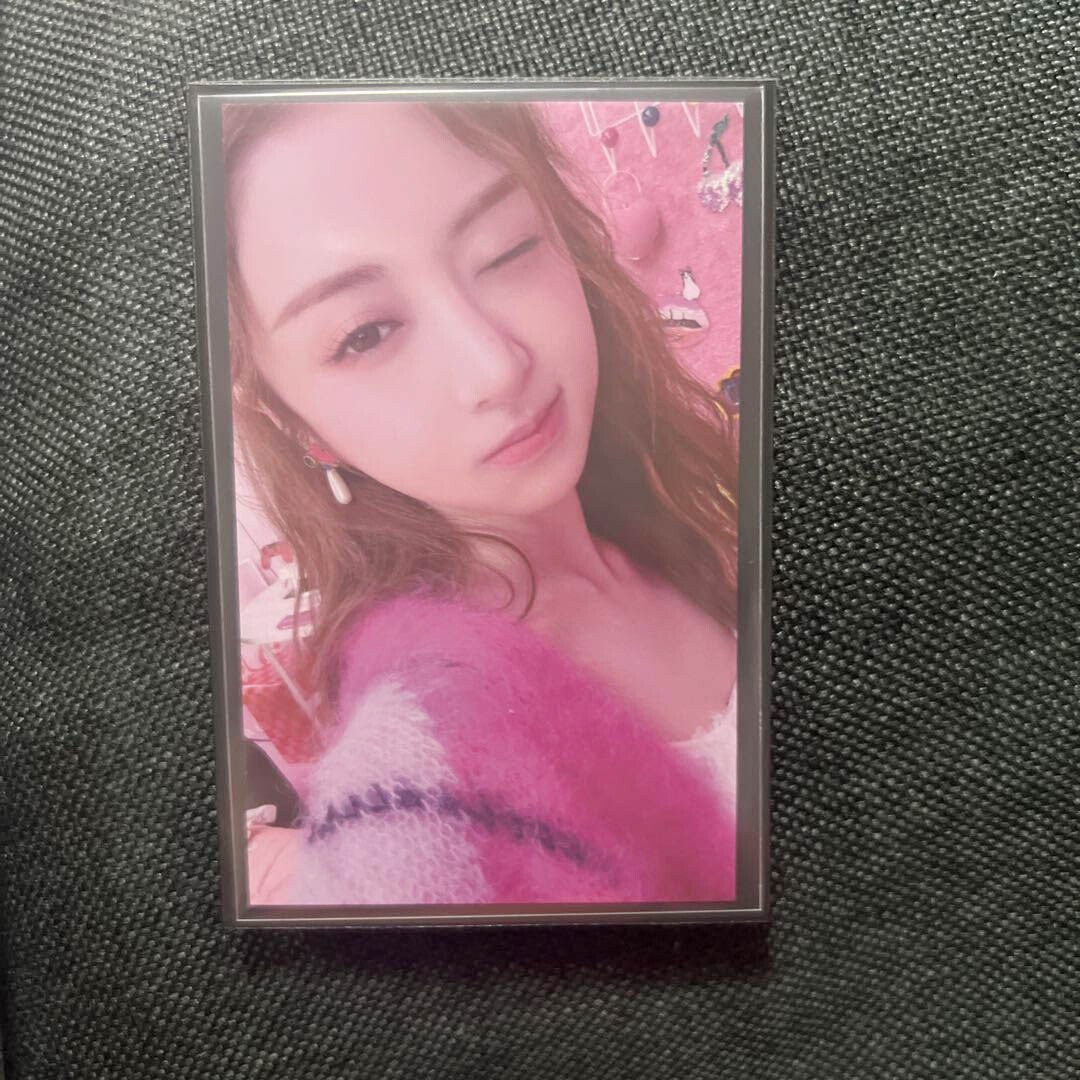 LE SSERAFIM FEARLESS JAPAN Weverse Store Lucky Draw Official Photo