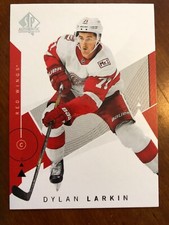 18-19 UD SP Authentic #69 Dylan Larkin