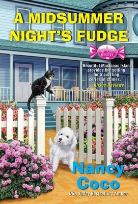 A Midsummer Night's Fudge (A Candy-coated Mystery)