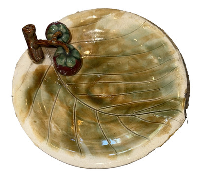 Vintage Art Pottery Stoneware Majolica Leaf W Berrys Shallow Bowls