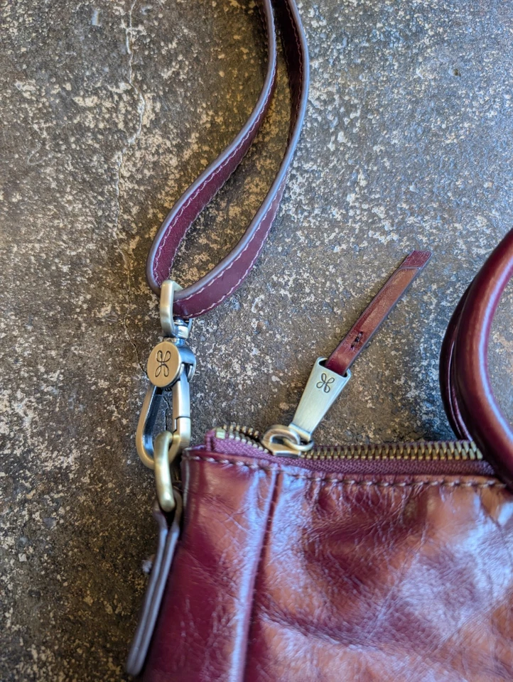 HOBO Handbag Sheila Medium Satchel Merlot Red Leather Shoulder Bag AUTHENTIC - Image 3 of 4