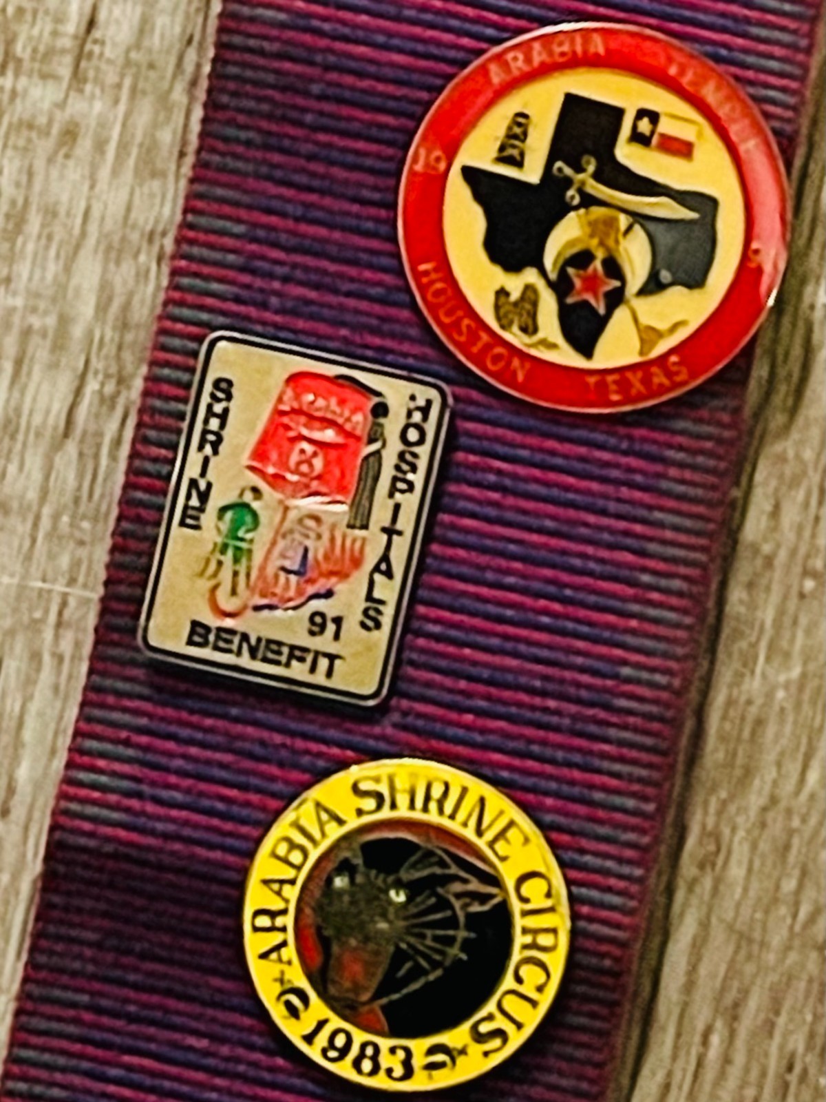 8 COLLECTIBLE LION'S CLUB PINS-LAPEL-HAT-GUITAR STRAP-VINTAGE AND NEW-READ DESCR